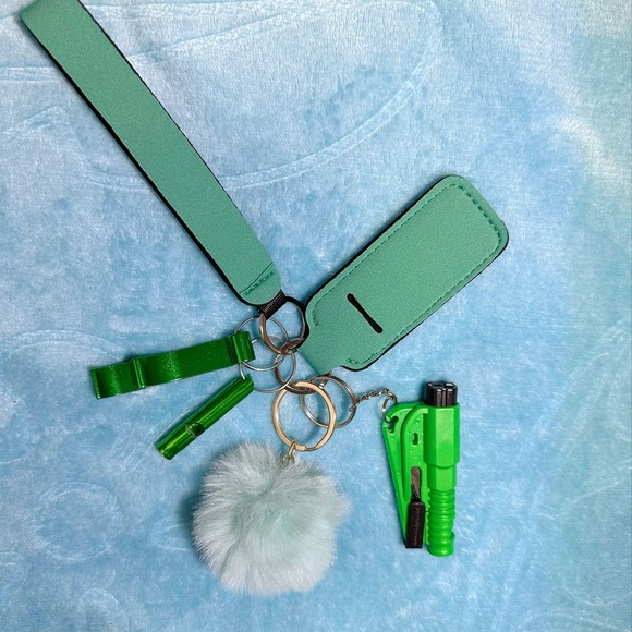 Keychain!!! Emergency basic self defense kit!!! - Picture 6 of 9